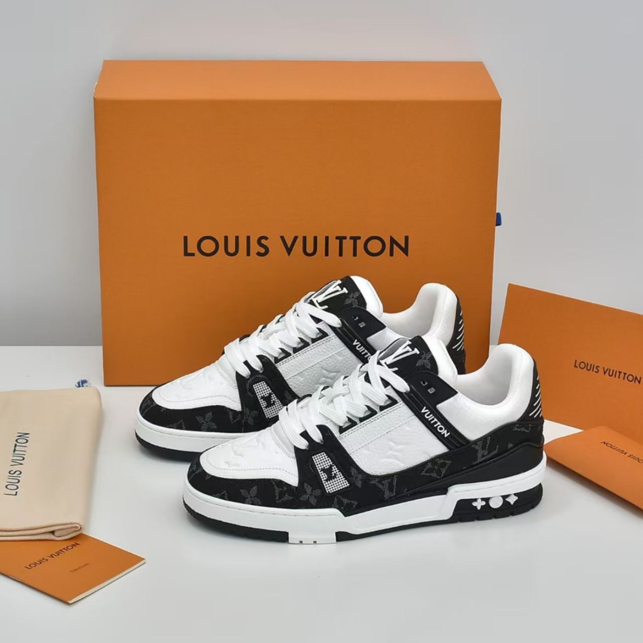 LV Trainer Panda